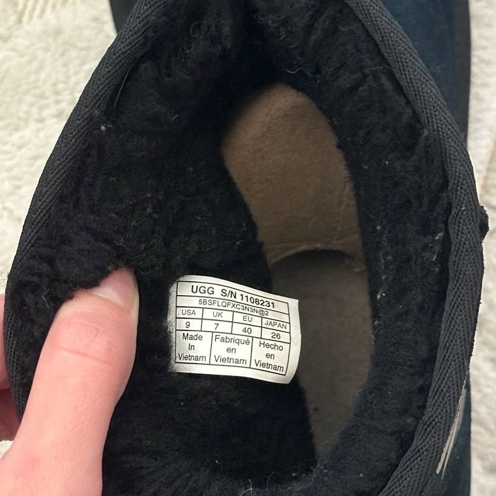 Black Uggs - image 4